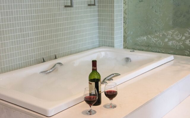Loft Super Luxo com Hidromassagem SM 804