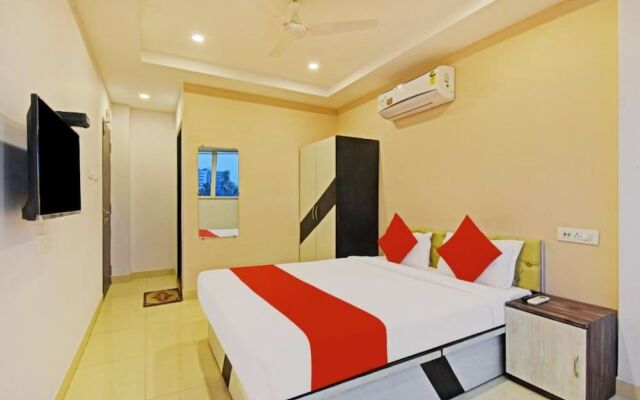 Goroomgo Royal Galaxy Newtown Kolkata