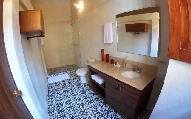 Columbus House Hotel