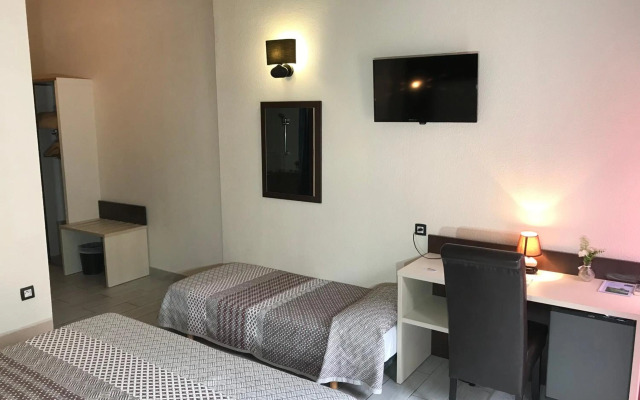 Brit Hotel Confort Helios Agde