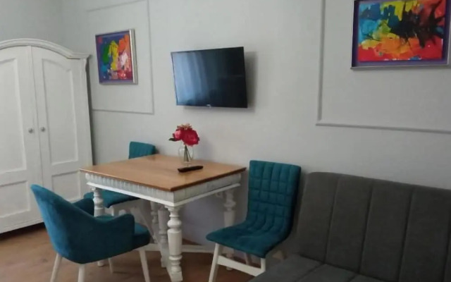 Villa Lucia Apartments & Rooms