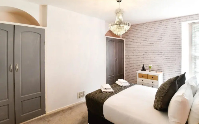 Cambrian Place - Swansea Guest Homes