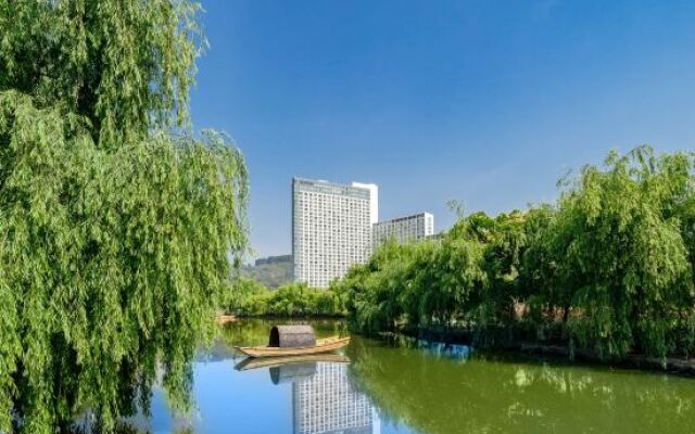 Fuxian Lake Lan'an Holiday Hotel