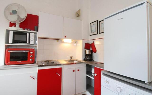 Appartement Balaruc-les-Bains, 1 pièce, 2 personnes - FR-1-553-114
