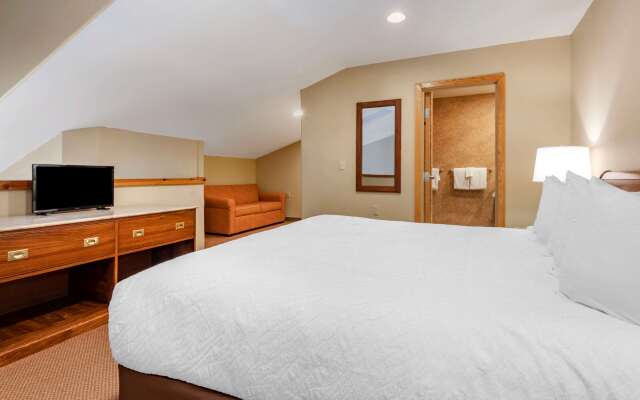 Mountain Edge Suites at Sunapee, Ascend Hotel Collection