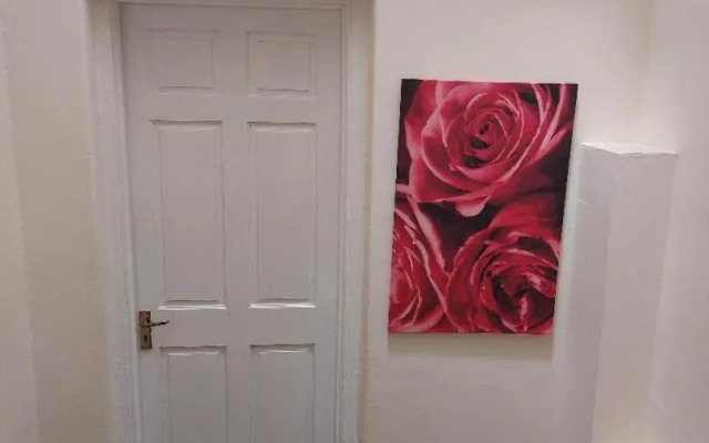 Excellent 2 bedroom flat