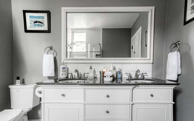 Hatch House Bed & Breakfast