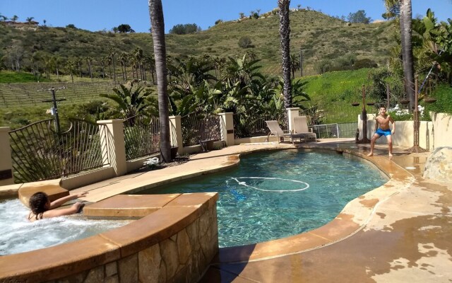 Sunshine Mountain Bed and Breakfast
