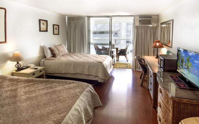 Island Colony 807 - Studio condo by RedAwning