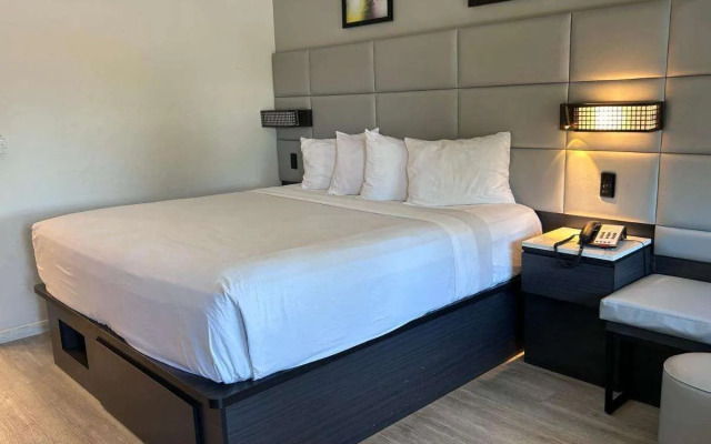 Signature Inn Santa Clara