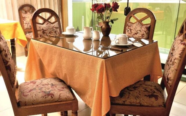 Andrea's Inn Hotel