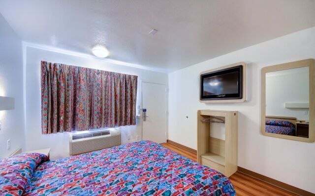 Regency Inn