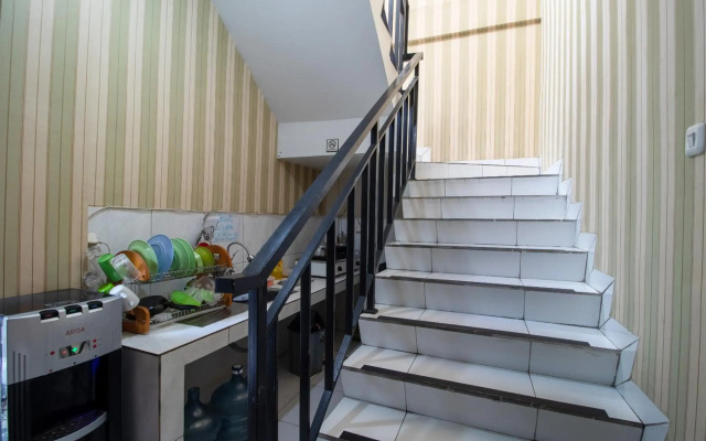 OYO 3253 Sofia Residence Syariah