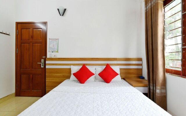Oyo 358 Trung Nui Hotel