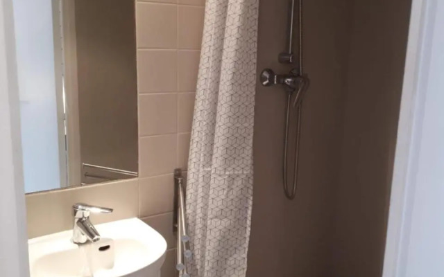 Enjoyable 20m² MONTREUIL 5 minutes Paris