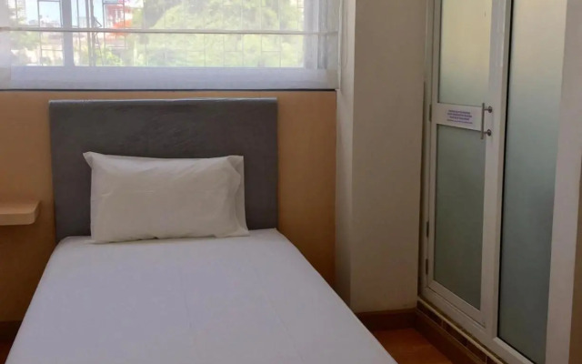 Nine Place Sukhumvit 40 - Hostel