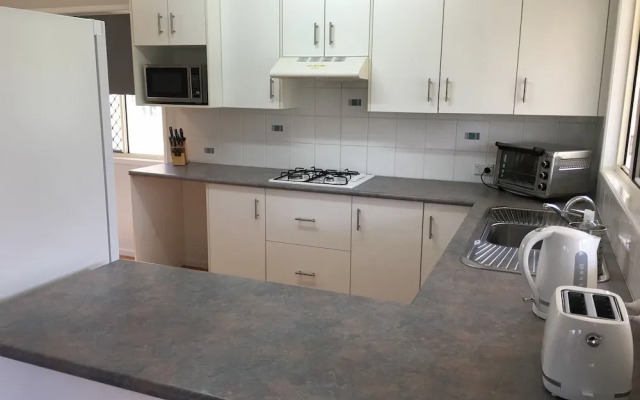 Longreach Private Apartments