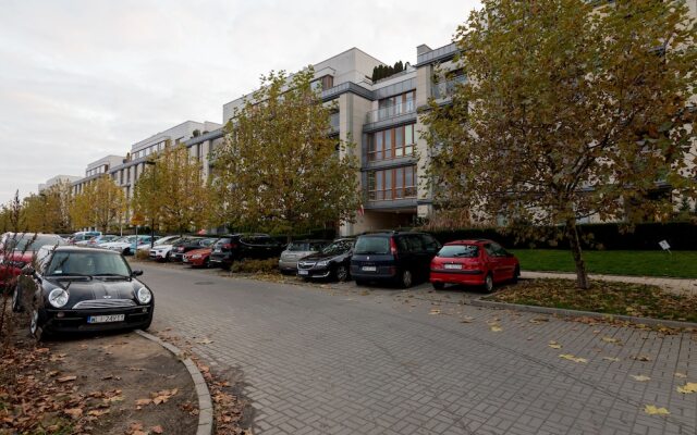 Wilanów 2-Bedroom Apartment