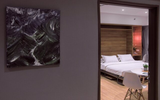 Robusta Suites by mushROOM