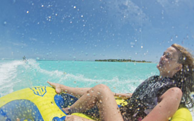 Villa Park Sun Island Resort