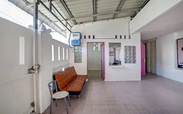 OYO 91143 Asri Residence
