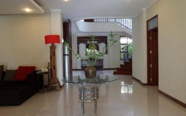 Villa Tantri