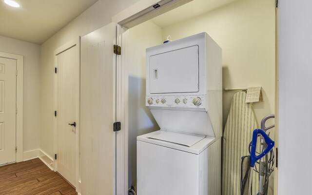 Better Together 5 Bedrooms 3.5 Bathrooms Home