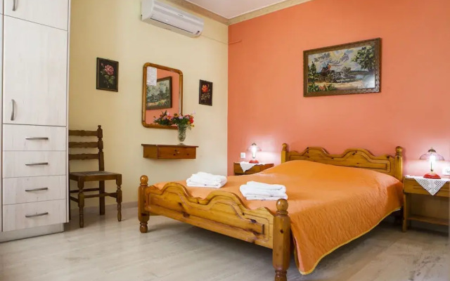 Tzivras Villa & Apartments