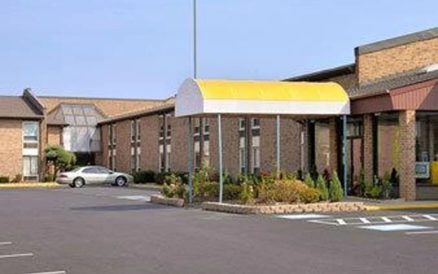 Super 8 Manassas/I-66