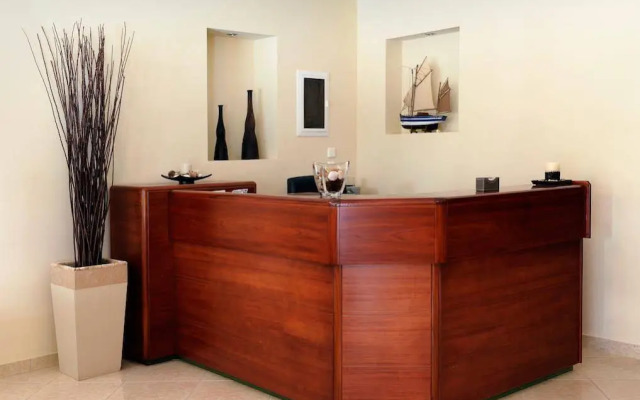 Nepheli Apartments And Studios