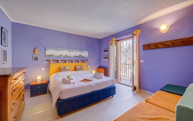 Rebecca's House (few steps from skiing)