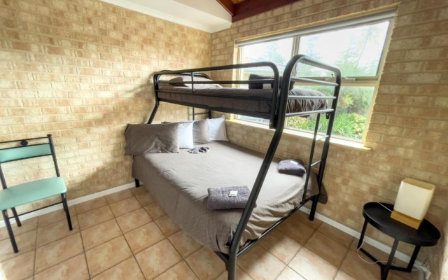 Esperance Foreshore Apartments – Guest Rooms – Esperance