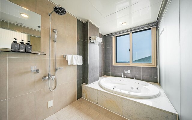 Incheon Prince Tourist Hotel