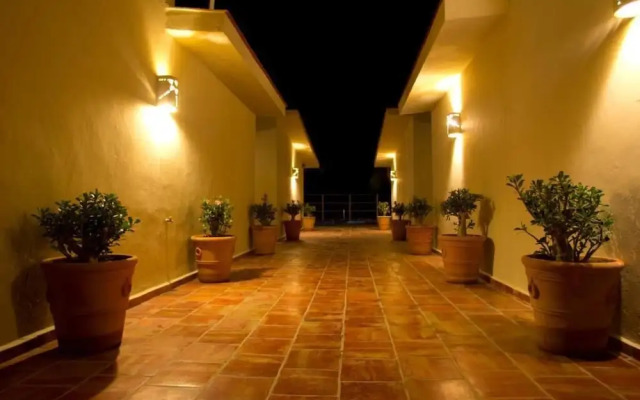 Las Arenas Bungalows Melaque