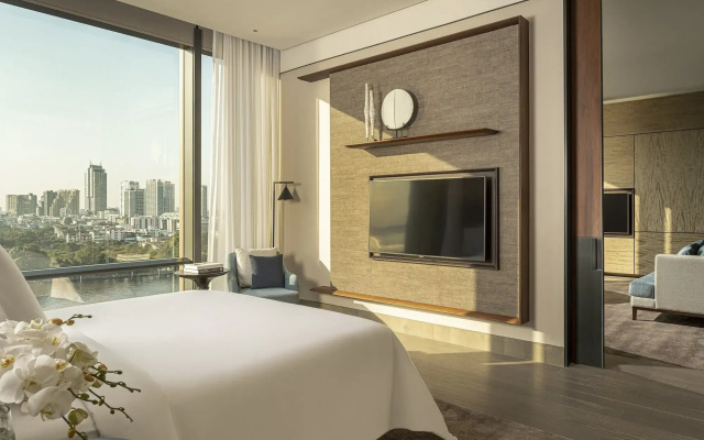 Four Seasons Hotel Bangkok at Chao Phraya River
