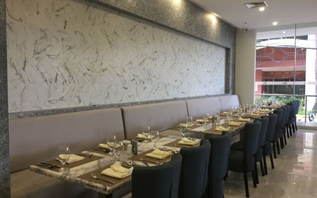 Mezzo Hotel