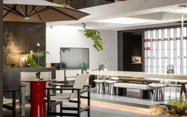 Shangdong Business Hotel