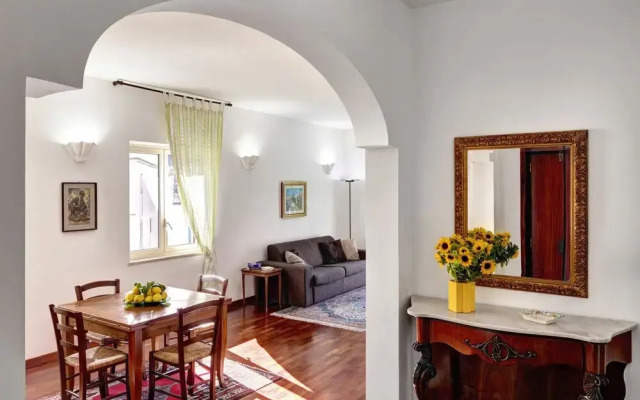 The Sound of Sun Apartment