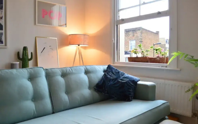 Spacious 2 Bedroom Apartment in Stoke Newington