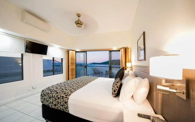 Portside Whitsunday Hotel
