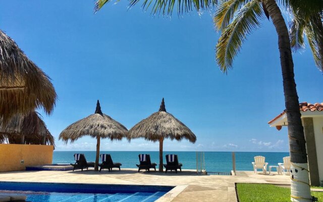 El Sol La Vida - Adults Only