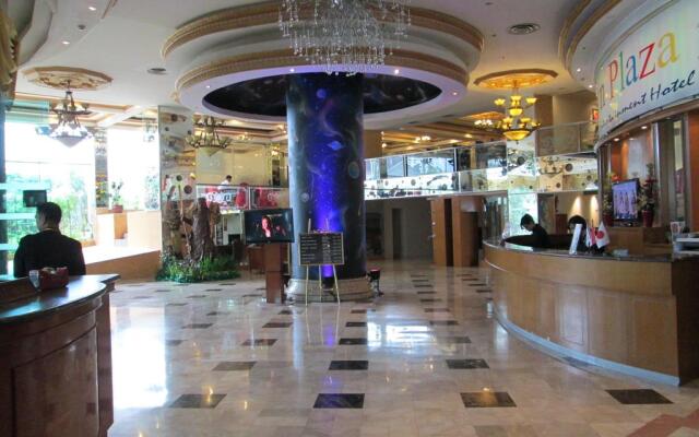 Twin Plaza Hotel