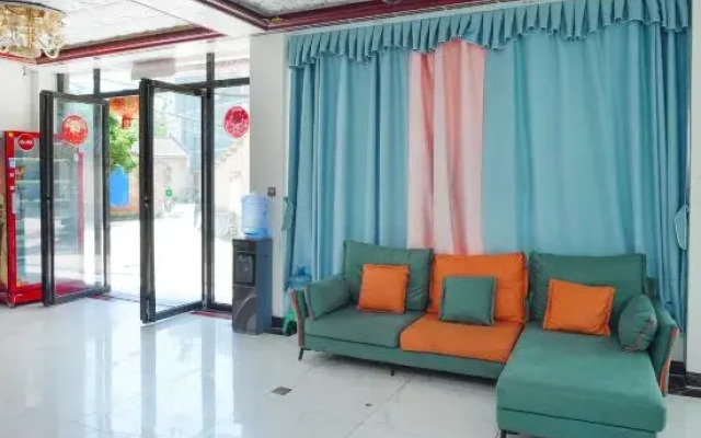 Beihai Haishang Yunxuan Homestay (Yintan Branch)