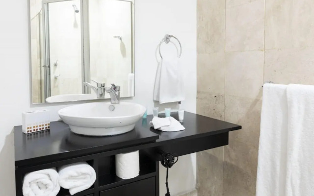 Beautiful Condo Perfect Location at Santa Fe
