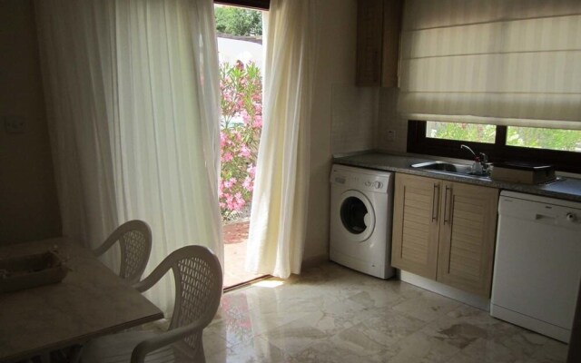 Villa Morlais by Amy Villas