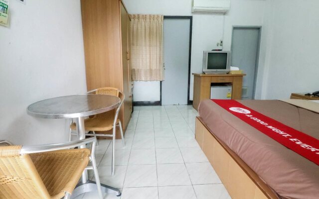 NIDA Rooms Chomthong Siam Silk