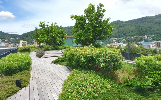 The Deck Condominium by Lofty