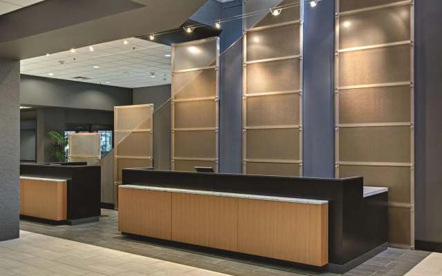 DoubleTree by Hilton Hotel St. Paul Downtown