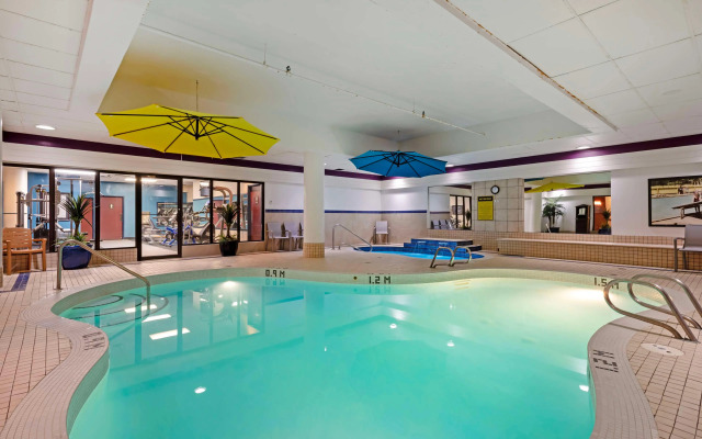 Best Western Plus Port O'Call Hotel