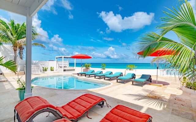 Caprice 7 Ocean Front Villa private Pool